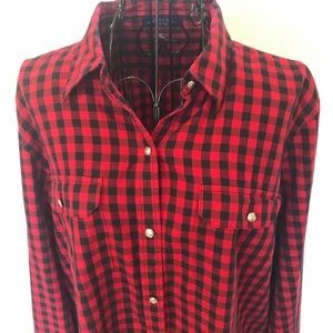 Chaps Long Sleeve Button Down Collared Shirt